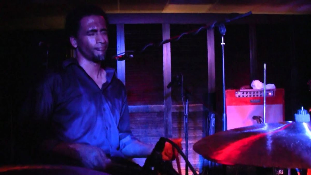 Soulive - One In Seven (inc. drum solo)  5/6/11 New Orleans, LA on Creole Queen Riverboat