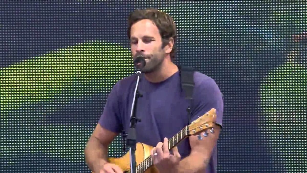 Jack Johnson - Sitting, Waiting, Wishing (Live at Farm Aid 30)