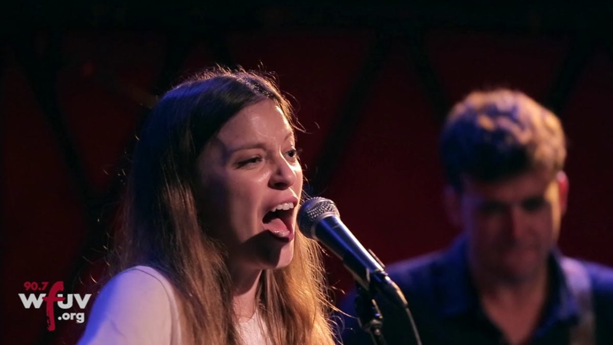 Jade Bird - "I Get No Joy" (Live at Rockwood Music Hall)