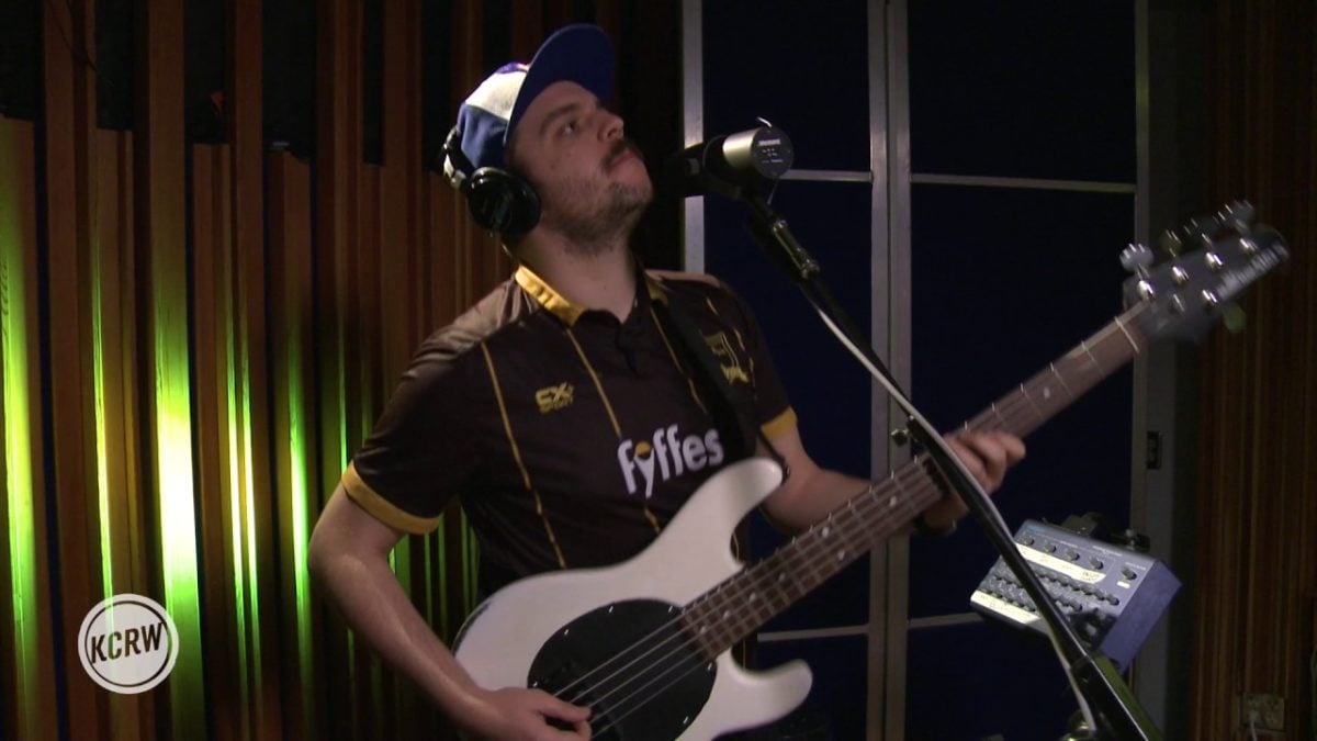 James Vincent McMorrow performing "Rising Water" Live on KCRW