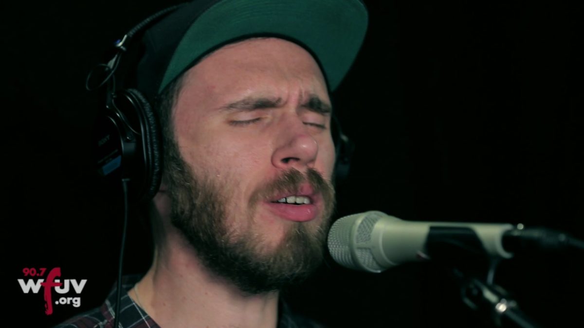 James Vincent McMorrow - "Rising Water" (Live at WFUV)