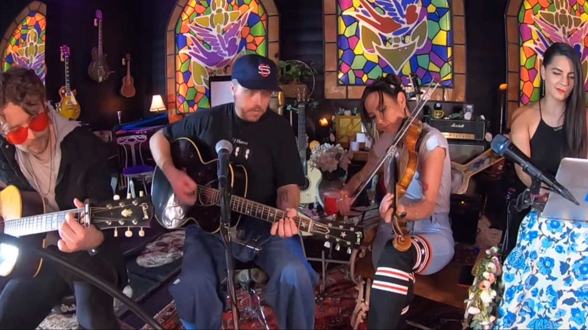 Jason Isbell & Amanda Shires Cover Pink Floyd