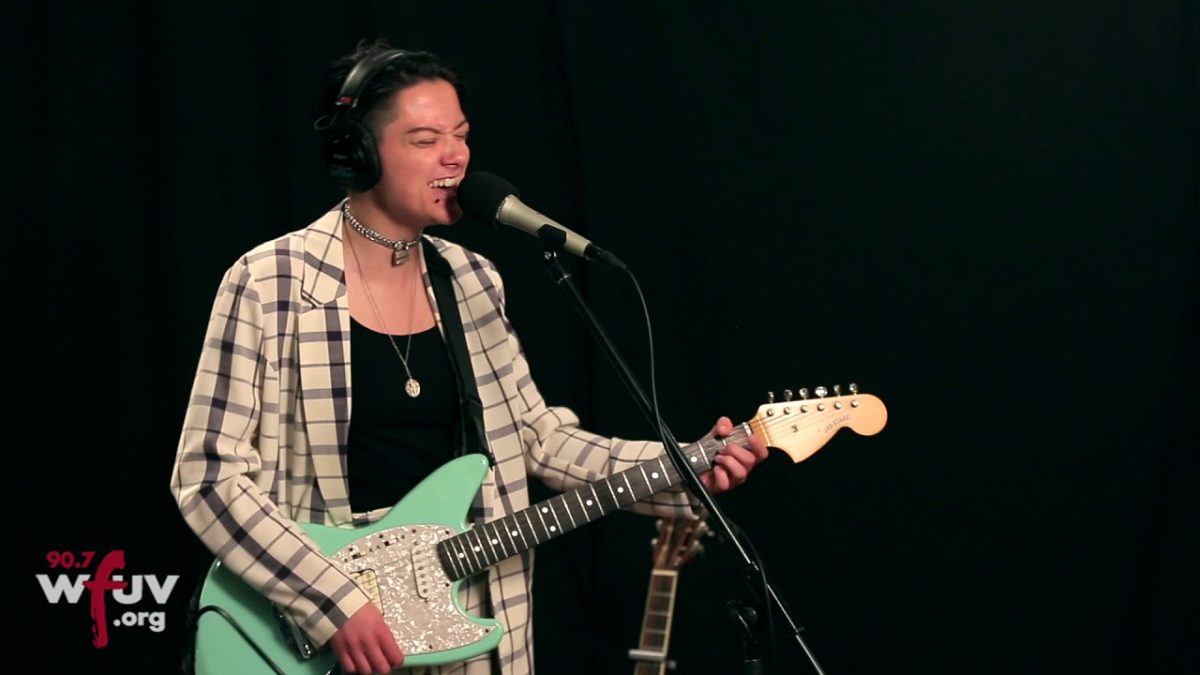 Jealous of the Birds - "Blue Eyes" (Live at WFUV)