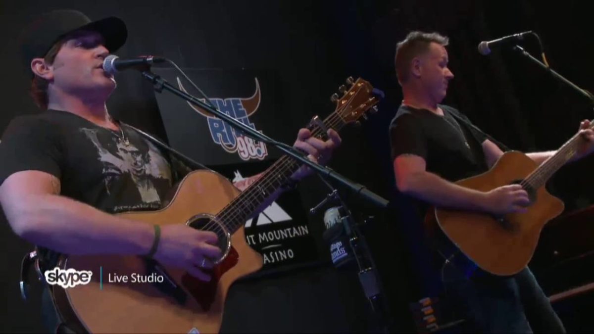 Jerrod Niemann - One More Drinkin' Song (98.7 THE BULL)