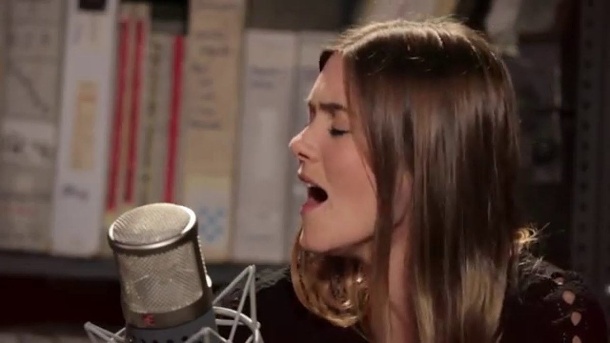 Jill Andrews - Get Up, Get On - 10/16/2015 - Paste Studios, New York, NY