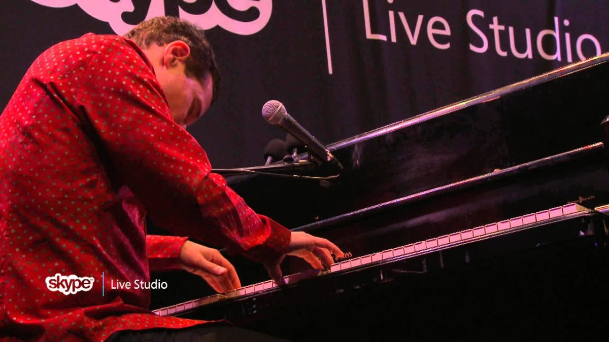 Jim Brickman - Christmas Medley (98.7 THE BULL)