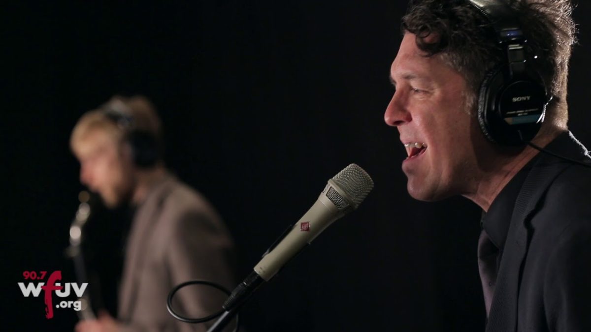 Joe Henry - "Climb" (Live at WFUV)