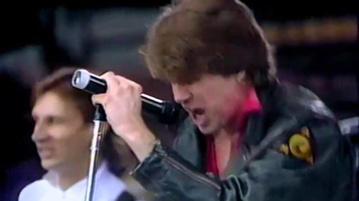 John Eddie - Romance - 06/15/86 - Giants Stadium (OFFICIAL)