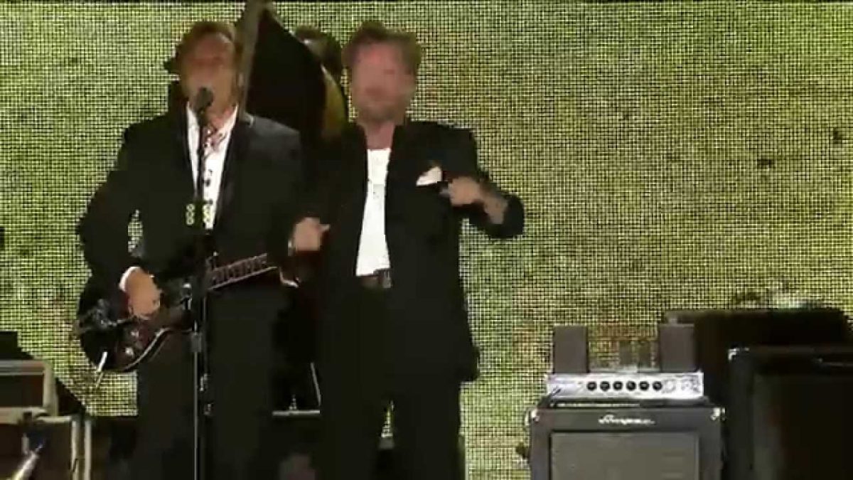 John Mellencamp - Crumblin' Down (Live at Farm Aid 30)