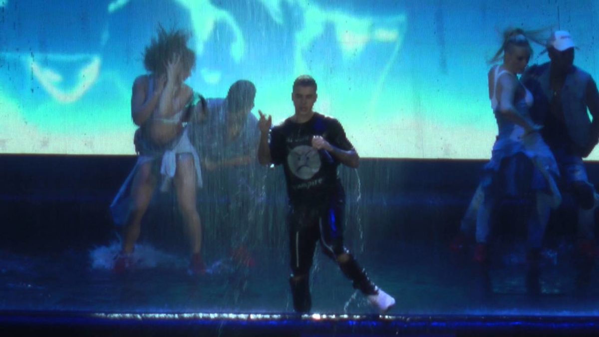 Justin Bieber - Sorry (Philadelphia,Pa) 5.8.16