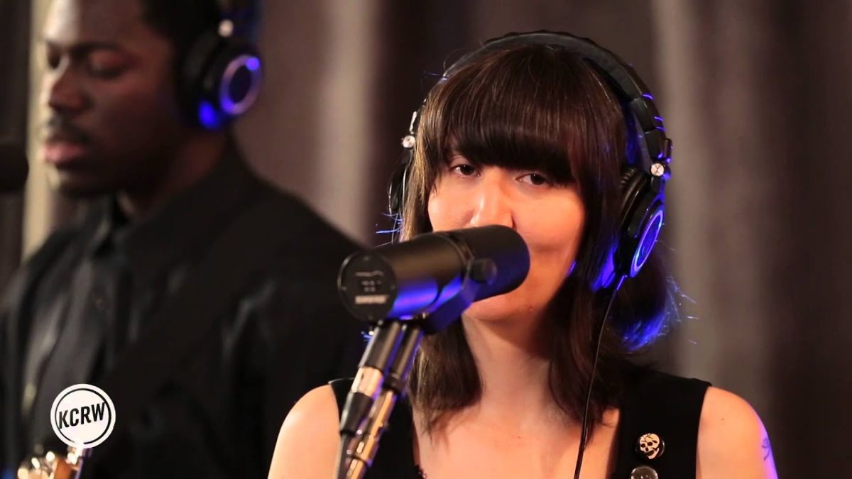 Karen O performing "Rapt" Live at the Village on KCRW