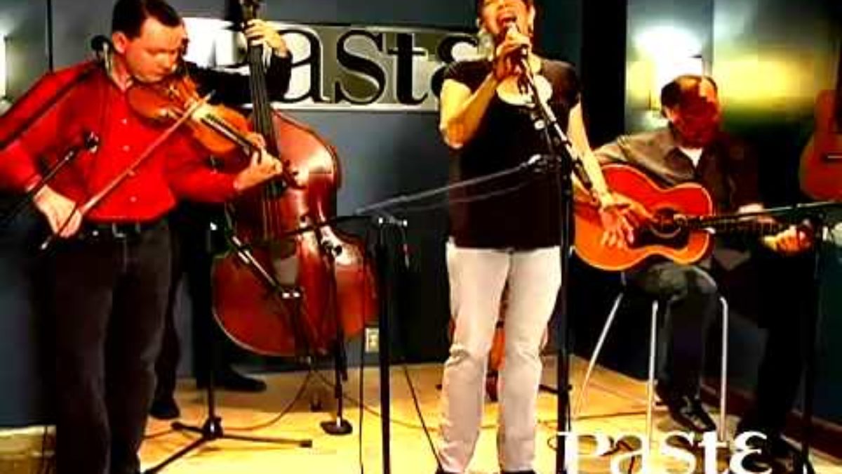 Kathy Mattea - Full Concert - 10/27/08 - Paste Magazine Offices (OFFICIAL)