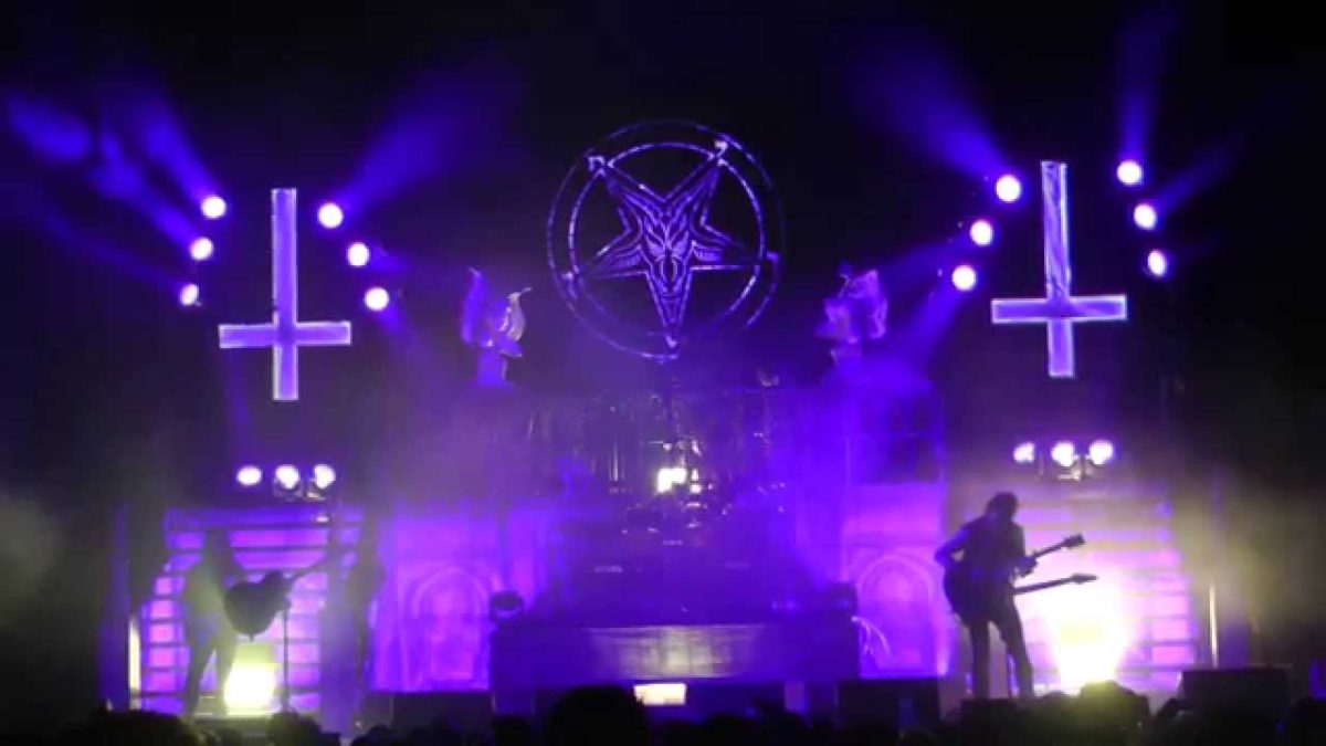King Diamond - The 7th Day of July 1777/Black Horsemen (Camden,Nj) 7.17.15