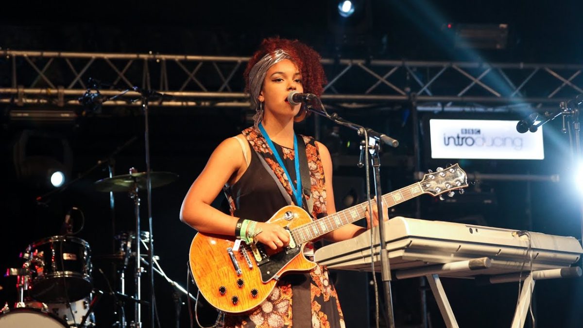 Kizzy Crawford - Golden Brown at Glastonbury 2014
