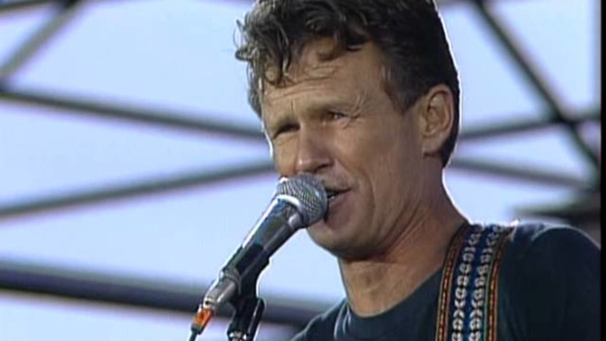 Kris Kristofferson - Shipwrecked in the 80s (Live at Farm Aid 1985)