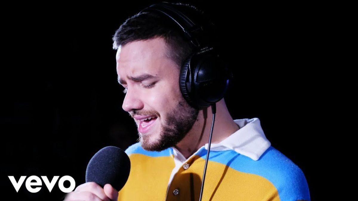 Liam Payne - The Middle (Zedd cover) in the Live Lounge