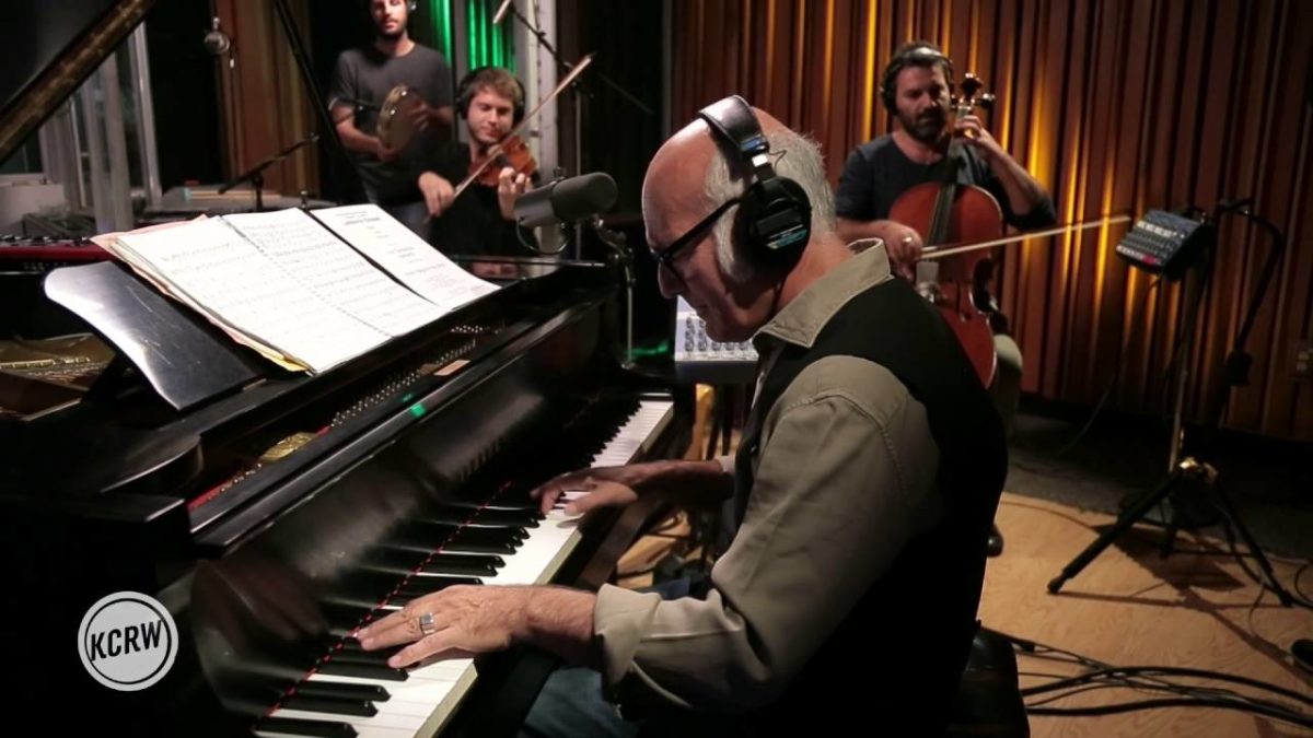 Ludovico Einaudi performing "Petricor" Live on KCRW