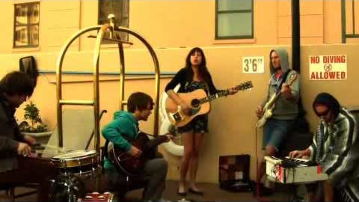 Madi Diaz "Johnny" Live at SXSW