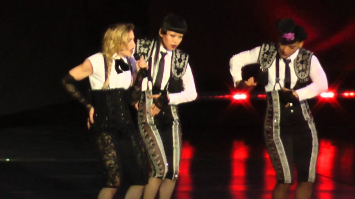 Madonna - La Isla Bonita (Philadelphia,Pa) 9.24.15