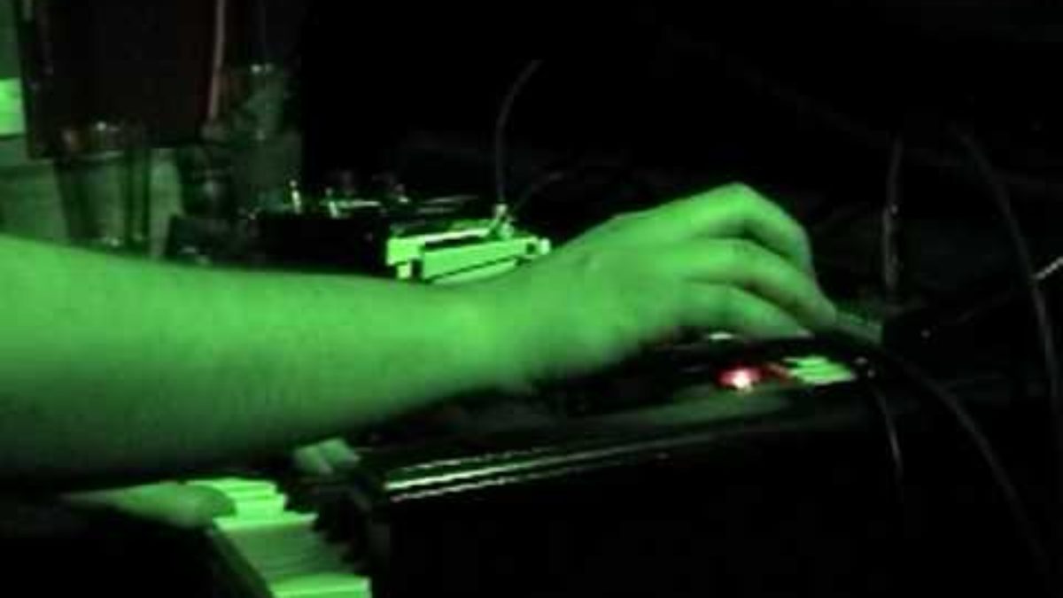 Marco Benevento Trio - RISD - 4-7-09 Louisville KY (Reed Matthis, Simon Lott)