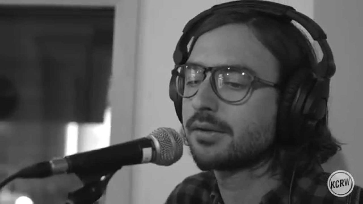 Martin Courtney performing "Airport Bar" Live on KCRW