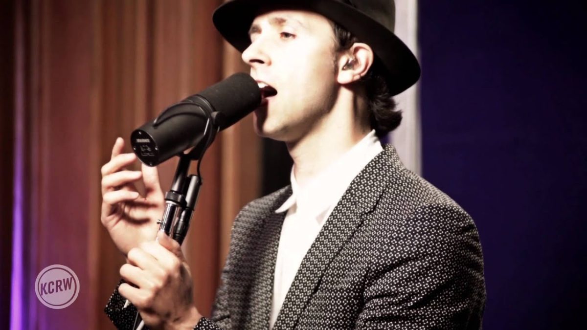 Maximo Park performing "Drinking Martinis" Live on KCRW