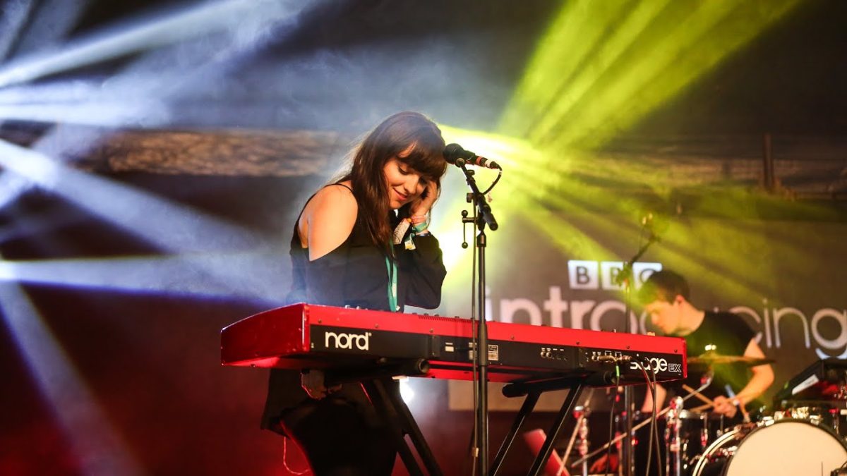 Meadowlark - Eyes Wide (Glastonbury 2015)