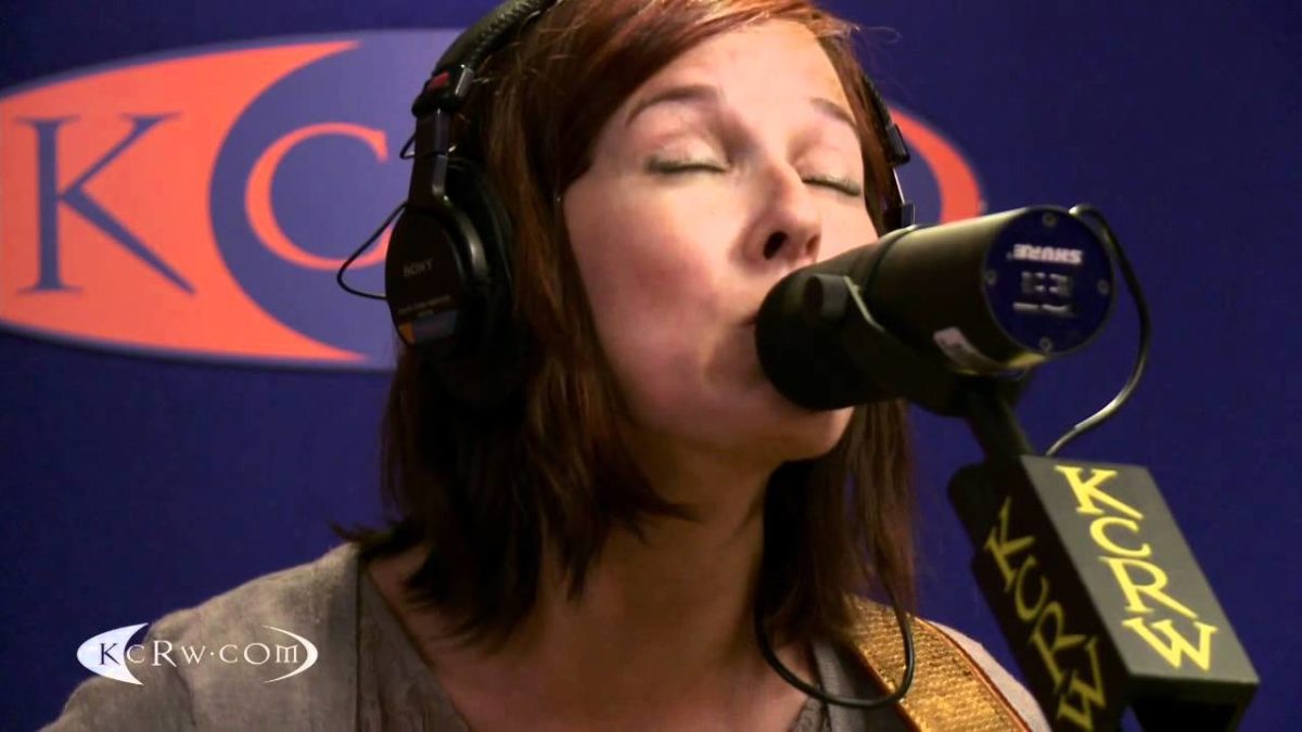 Meiko performing "Stuck On You" for KCRW