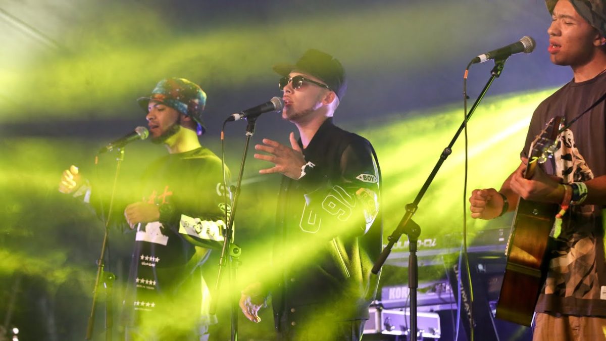 MiC LOWRY - Supermodels (Glastonbury 2015)