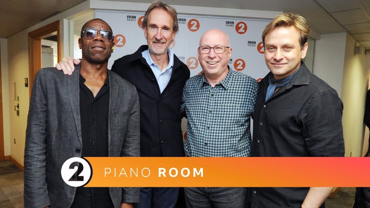 Mike & The Mechanics - Out of The Blue - Radio 2 Piano Room