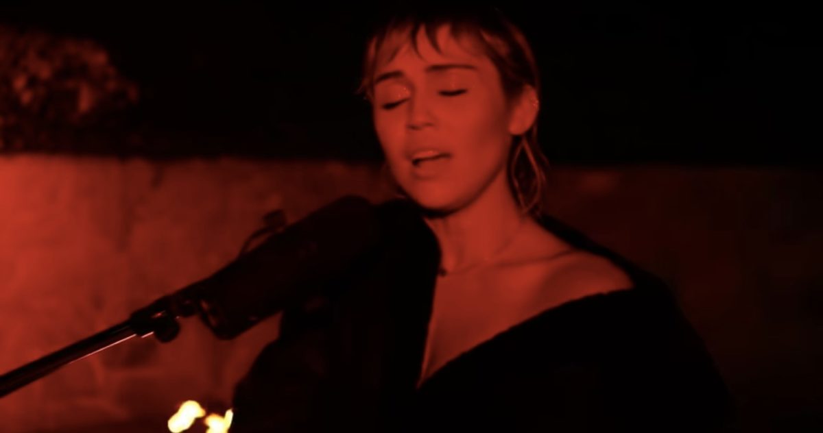 Miley Cyrus Floyd SNL