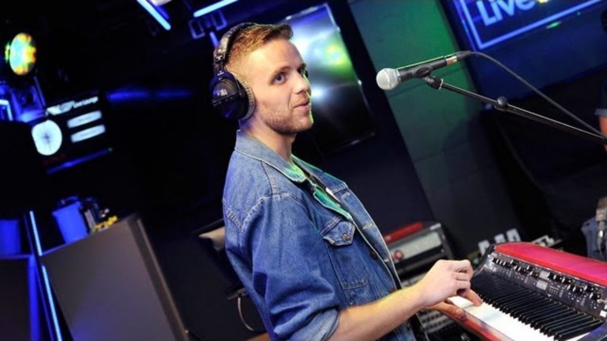 MS MR - Think of You in the Live Lounge Late