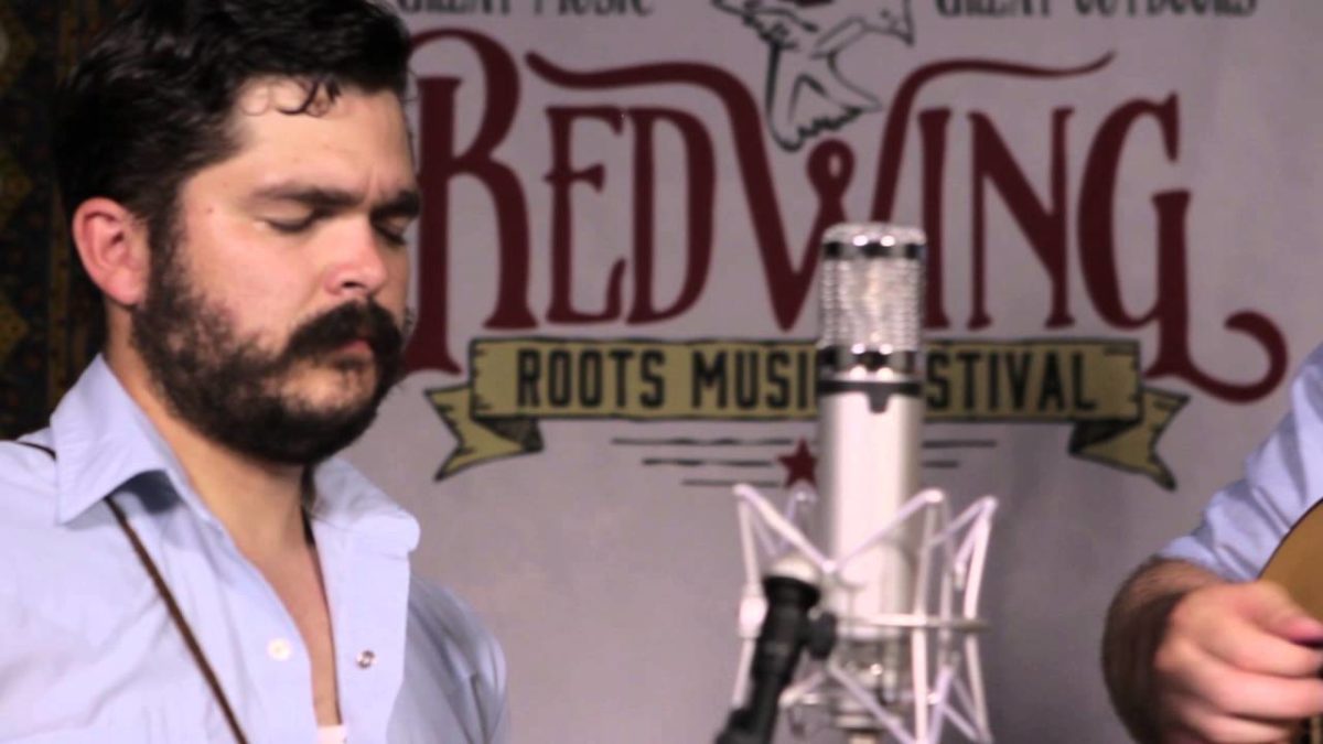 The Bluegrass Situation//HOT CAN SESSIONS: Cahalen Morrison & Eli West - "Down in the Lonesome Draw"