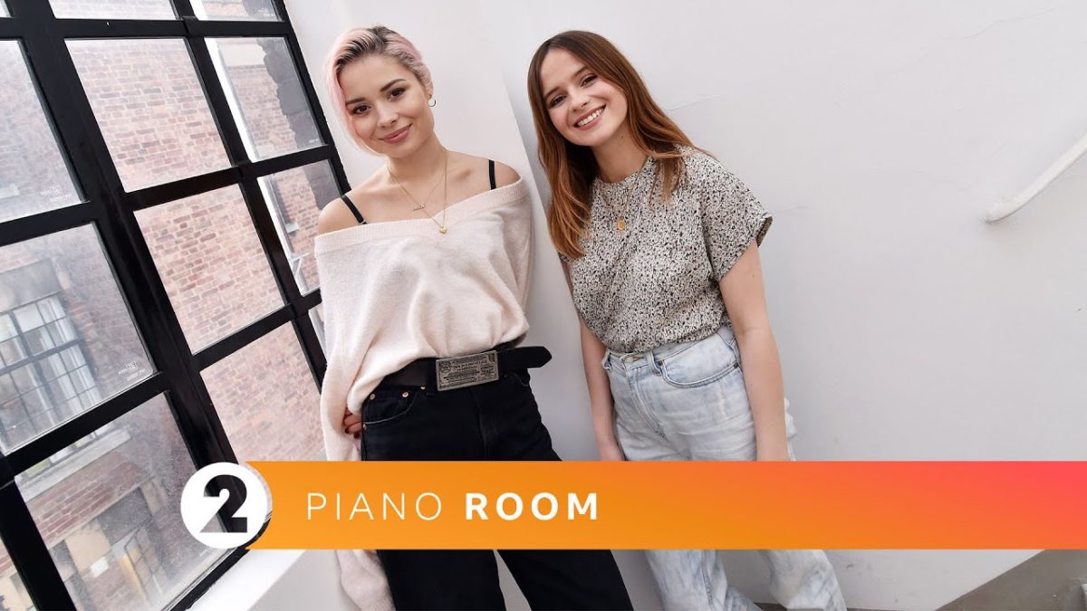 Gabrielle Aplin & Nina Nesbitt - Don't Think Twice, It's All Right (Bob Dylan) Radio 2 Piano Room