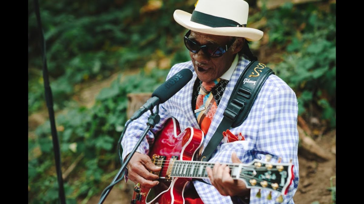 Logging Road (S02E05) Little Freddie King - Walking With Freddie @Pickathon 2015