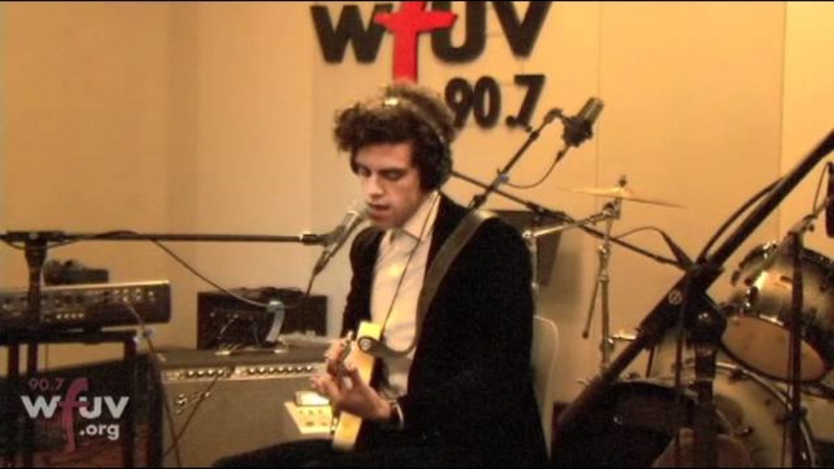 Noah and the Whale - "Tonight's The Kind Of Night" (Live in Studio-A at WFUV)