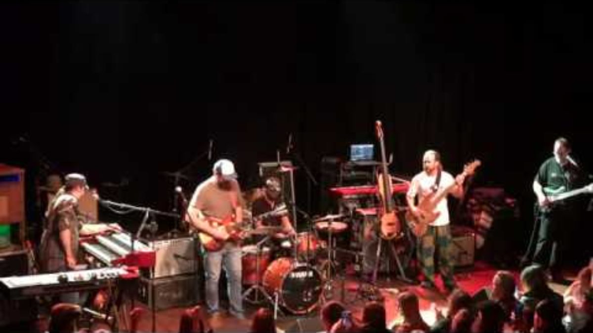 OLD SHOE : Entire Set : {1080p HD} : Castle Theater : Bloomington, IL : 11/22/2019