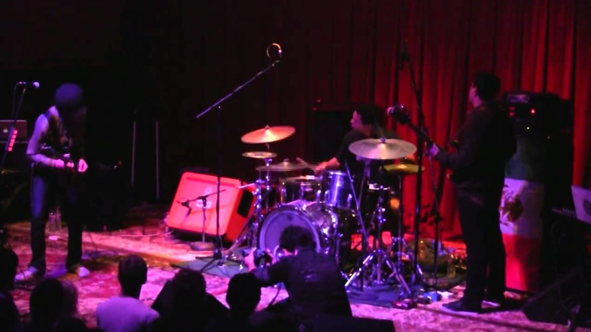 Omar Rodriguez-Lopez Group 4/2/11 track four - Newport, KY (HD)