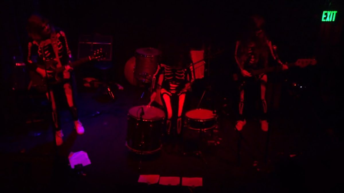 Long Hots - One Chip Over The Line (Johnny Brenda's) Philadelphia,Pa 10.31.17