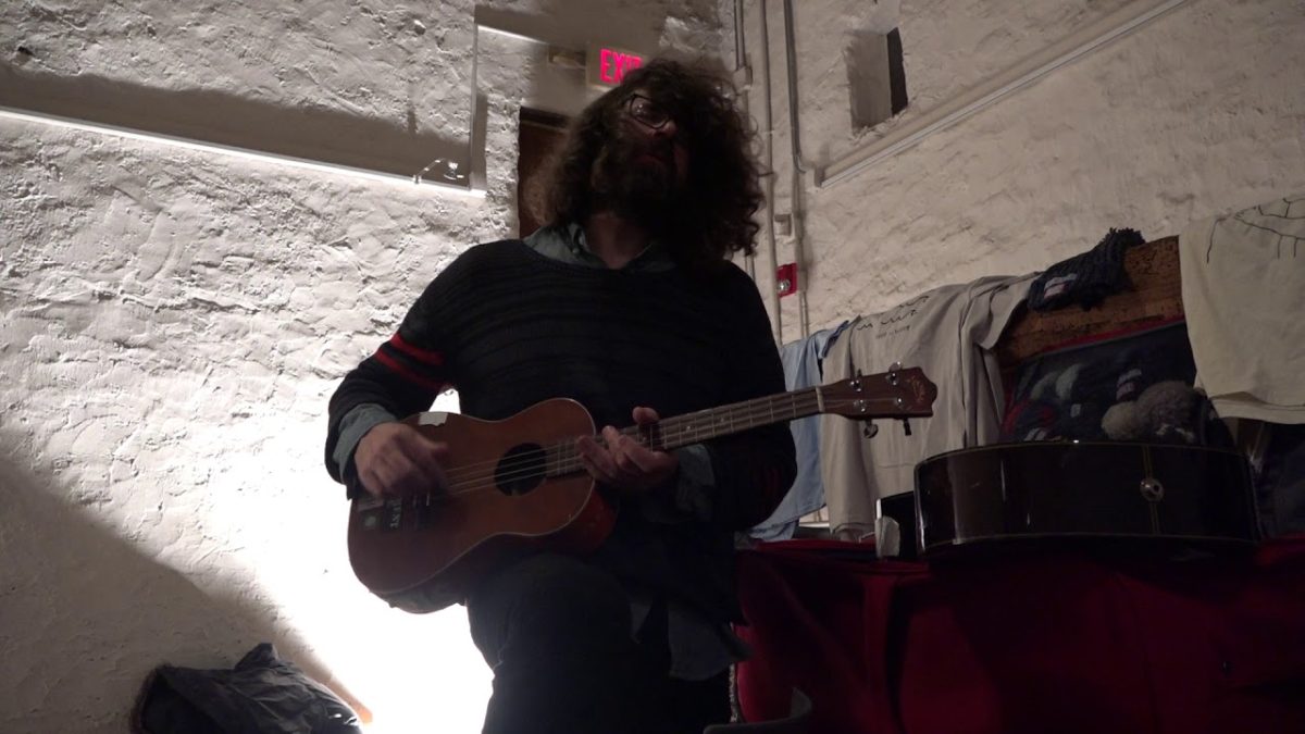 Lou Barlow - I Believe In Fate (Bartram's Garden Barn) Philadelphia,Pa 4.9.18