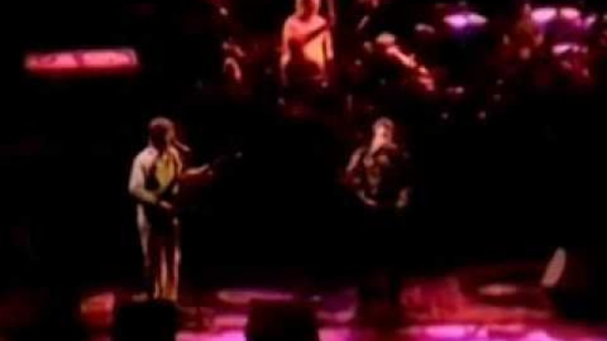Franklin's Tower (2 cam) - Grateful Dead - 3-21-1992 Copps Coliseum, Hamilton, CAN (set1-02)