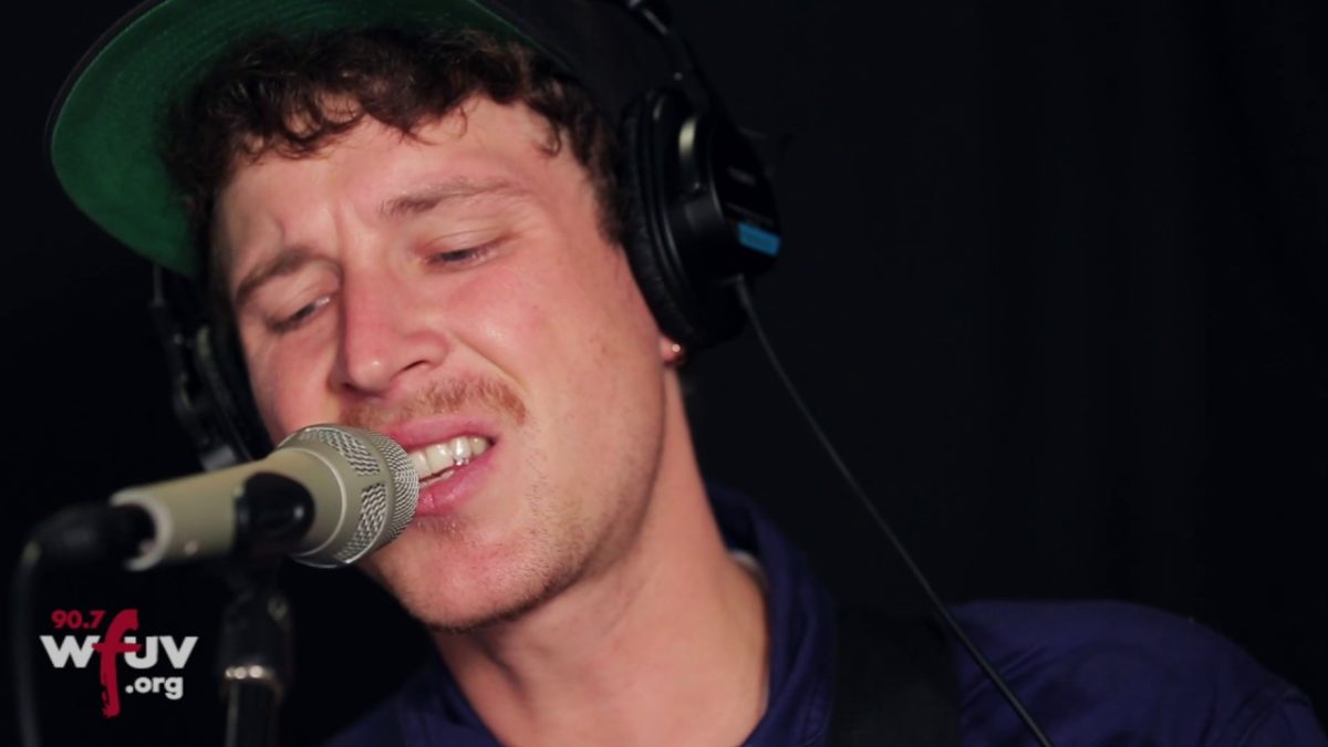 Palace - "It's Over" (Live at WFUV)