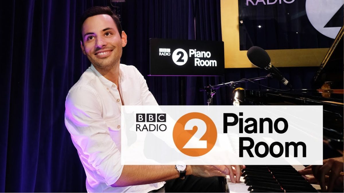 Peter Bence - Here Comes The Sun (The Beatles cover - Radio 2's Piano Room)