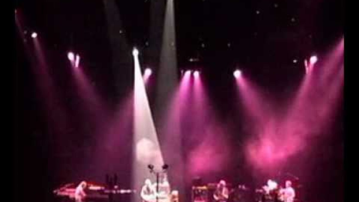 Phish - 04.03.98 - Beauty of My Dreams -- Dogs Stole Things
