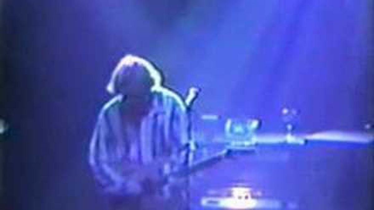 Phish - 06.13.94 - Slave to the Traffic Light
