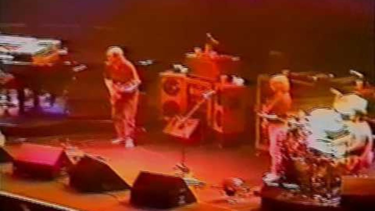 Phish - 12.05.97 - Funky Bitch