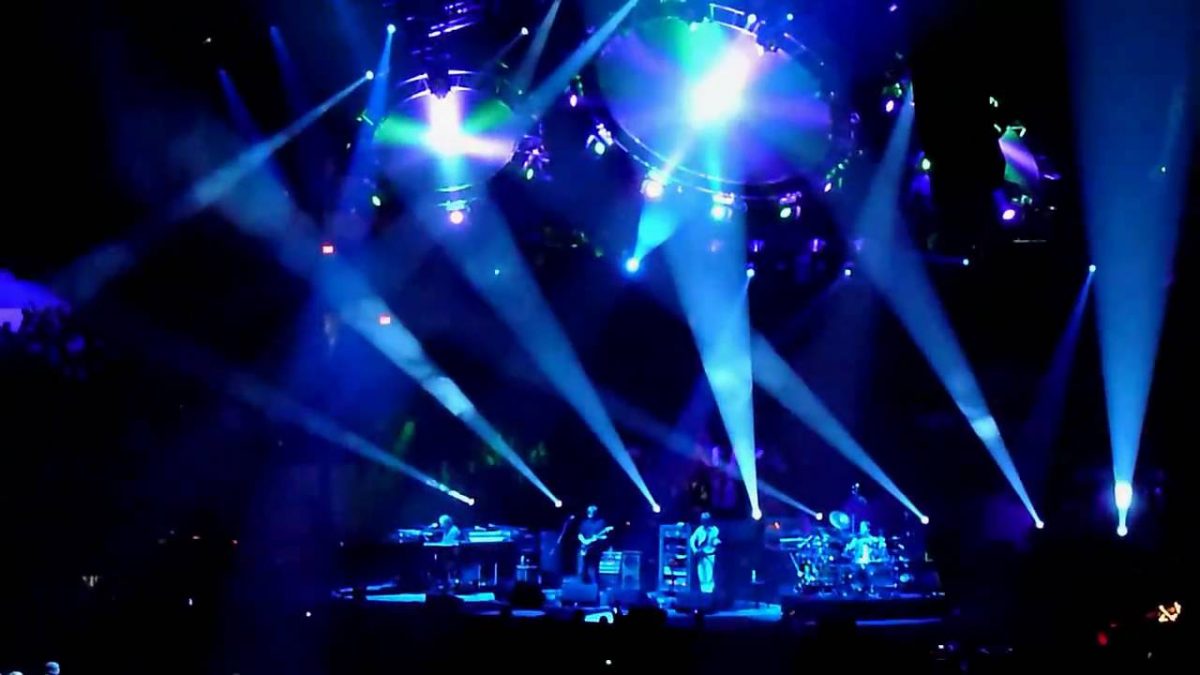 Phish - 12.27.10 - Sample In a Jar -- Funky Bitch