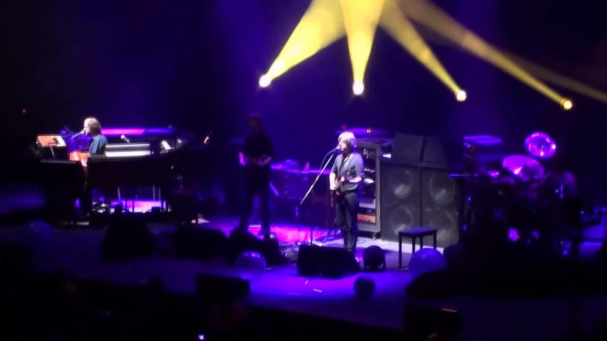 Phish - 12.28.10 - Stash