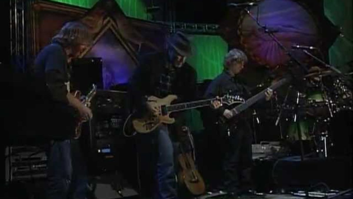 Phish and Neil Young - Down By the River (Live at Farm Aid 1998)