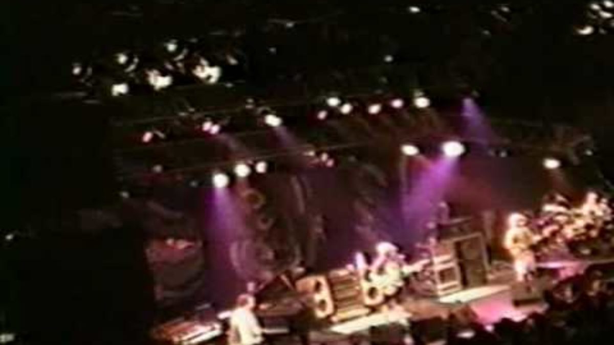 Phish - Weigh - 8 - 11 - 1993 - Remastered Audio